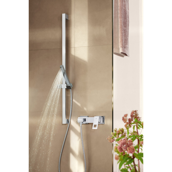 Душевой гарнитур Grohe Euphoria Cube 27700000 хром Душевой гарнитур Grohe Euphoria Cube 27700000 хром
