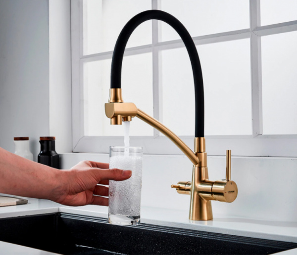 Смеситель для кухни Accoona A5179AW-13 золото