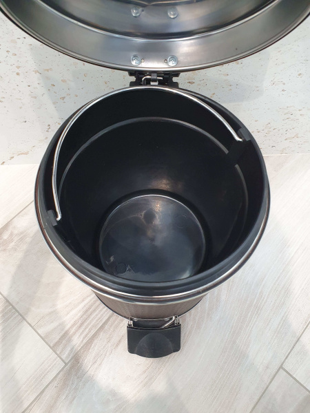 Ведро для мусора AVS шоколад 5 л Ведро для мусора AVS шоколад 5 л